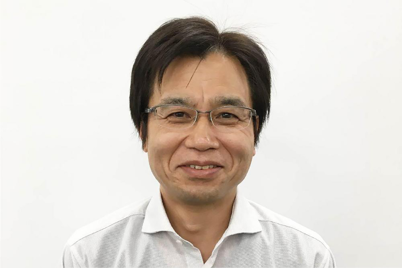 広島県 土木建築局営繕課 課長　川畠 満　様