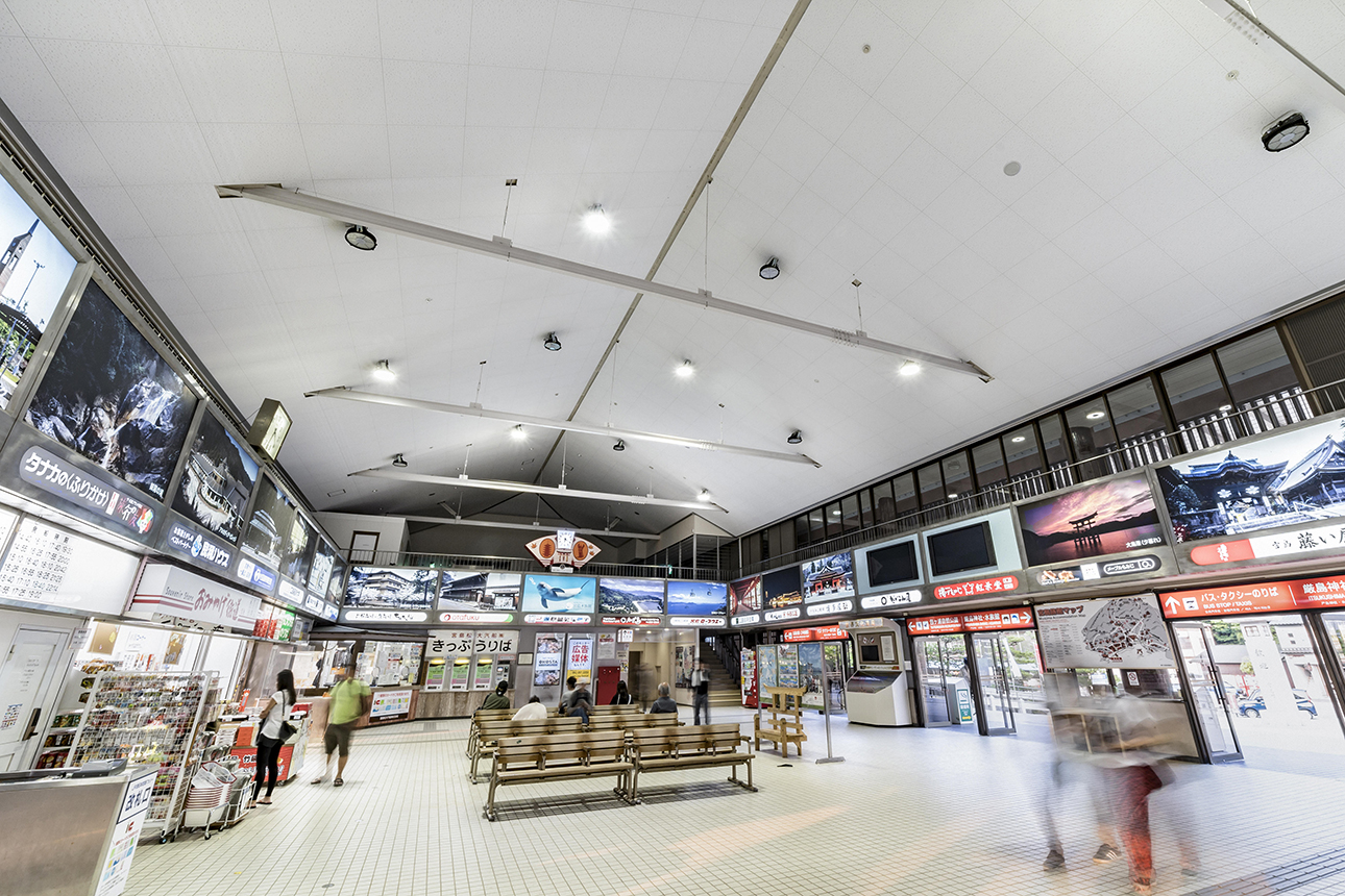 宮島口旅客ターミナル 内観・天井